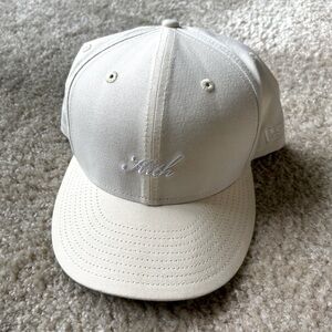 Kith/ New Era- Size 8